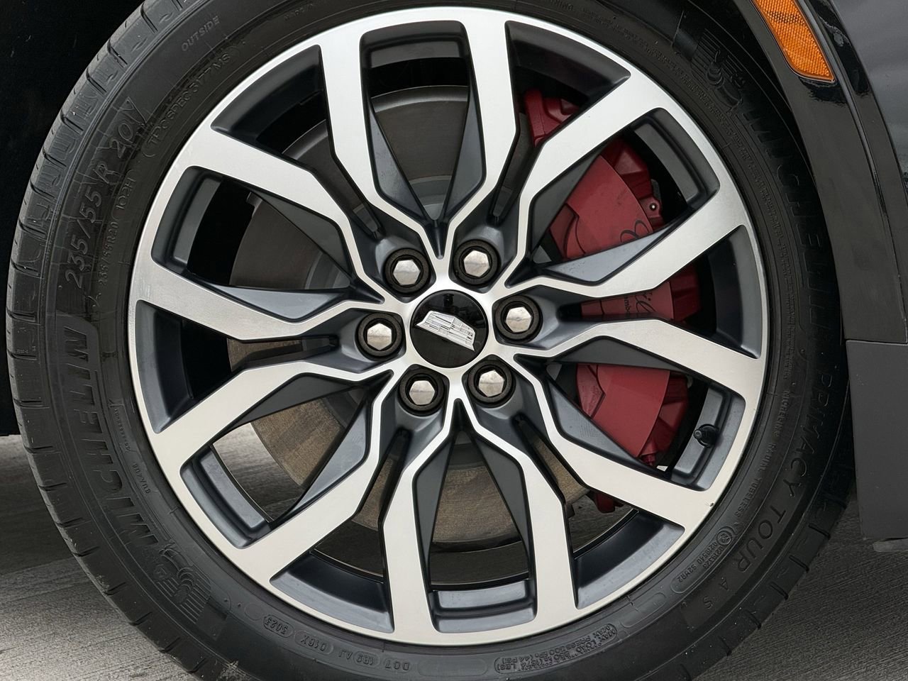 Used 2024 Cadillac XT5 Sportv w/ Platinum Package AWD/4WD image 9