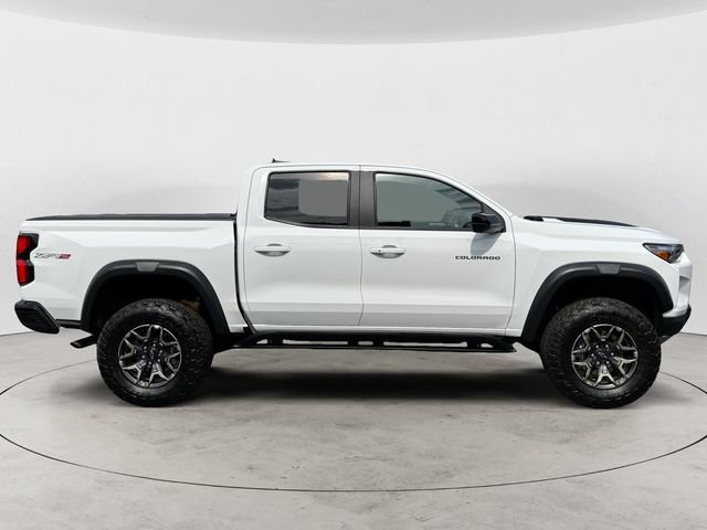 Used 2023 Chevrolet Colorado ZR2 w/ ZR2 Convenience Package III AWD/4WD image 4