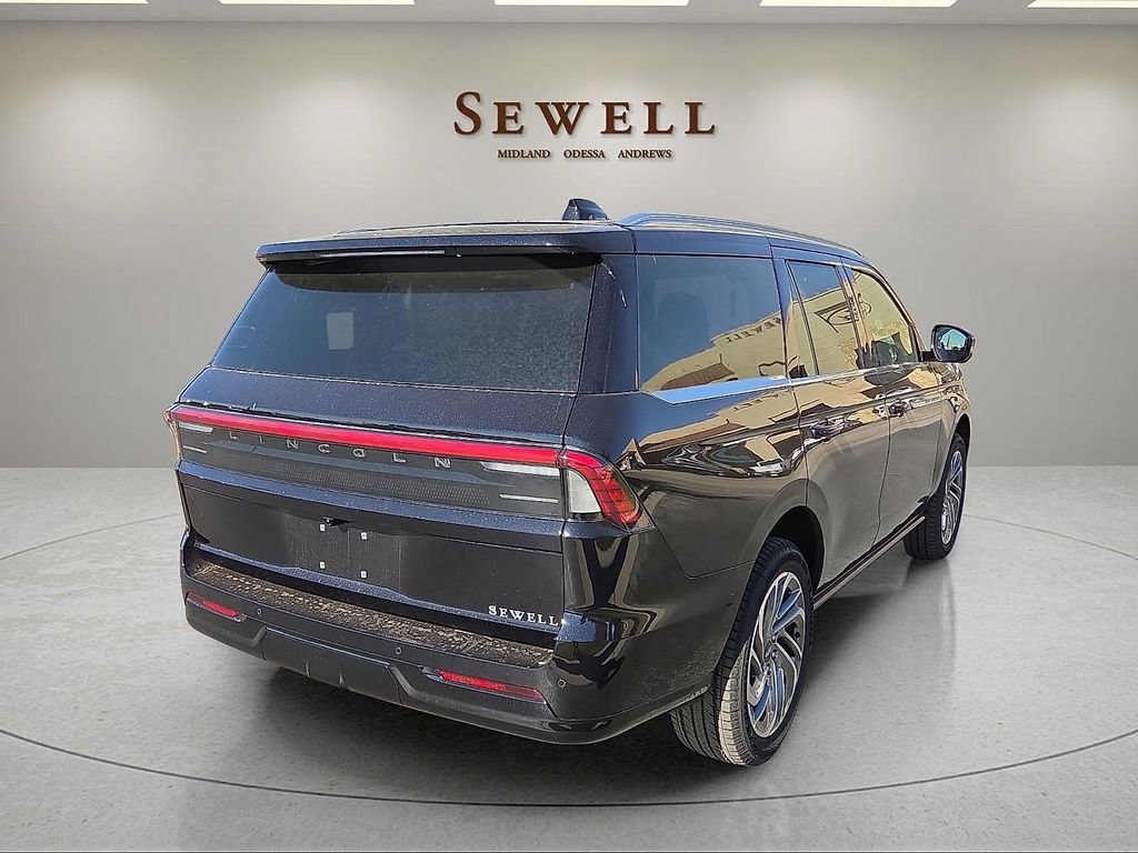 New 2025 Lincoln Navigator Reserve AWD/4WD image 4