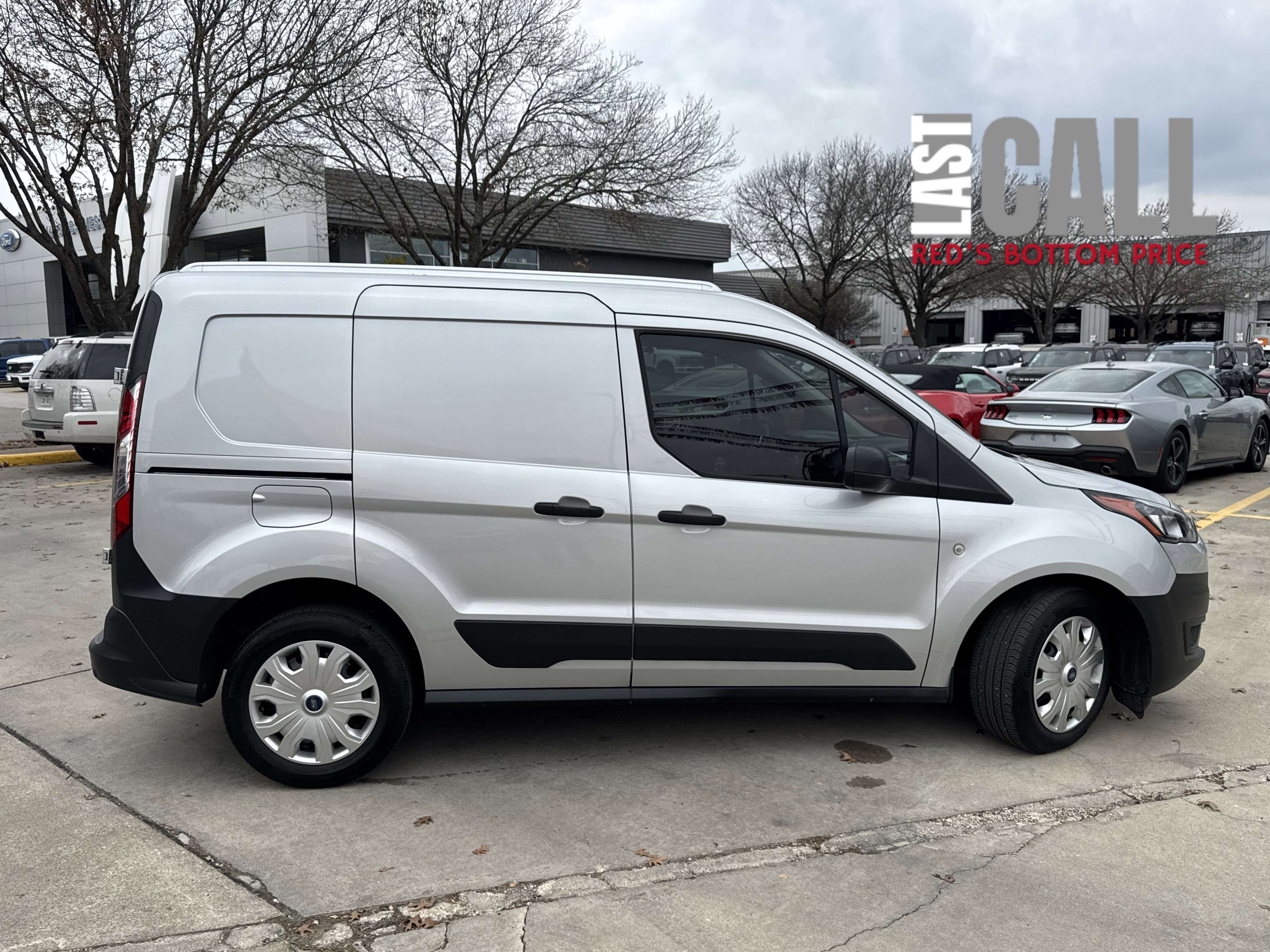 Used 2023 Ford Transit Connect XL image 4