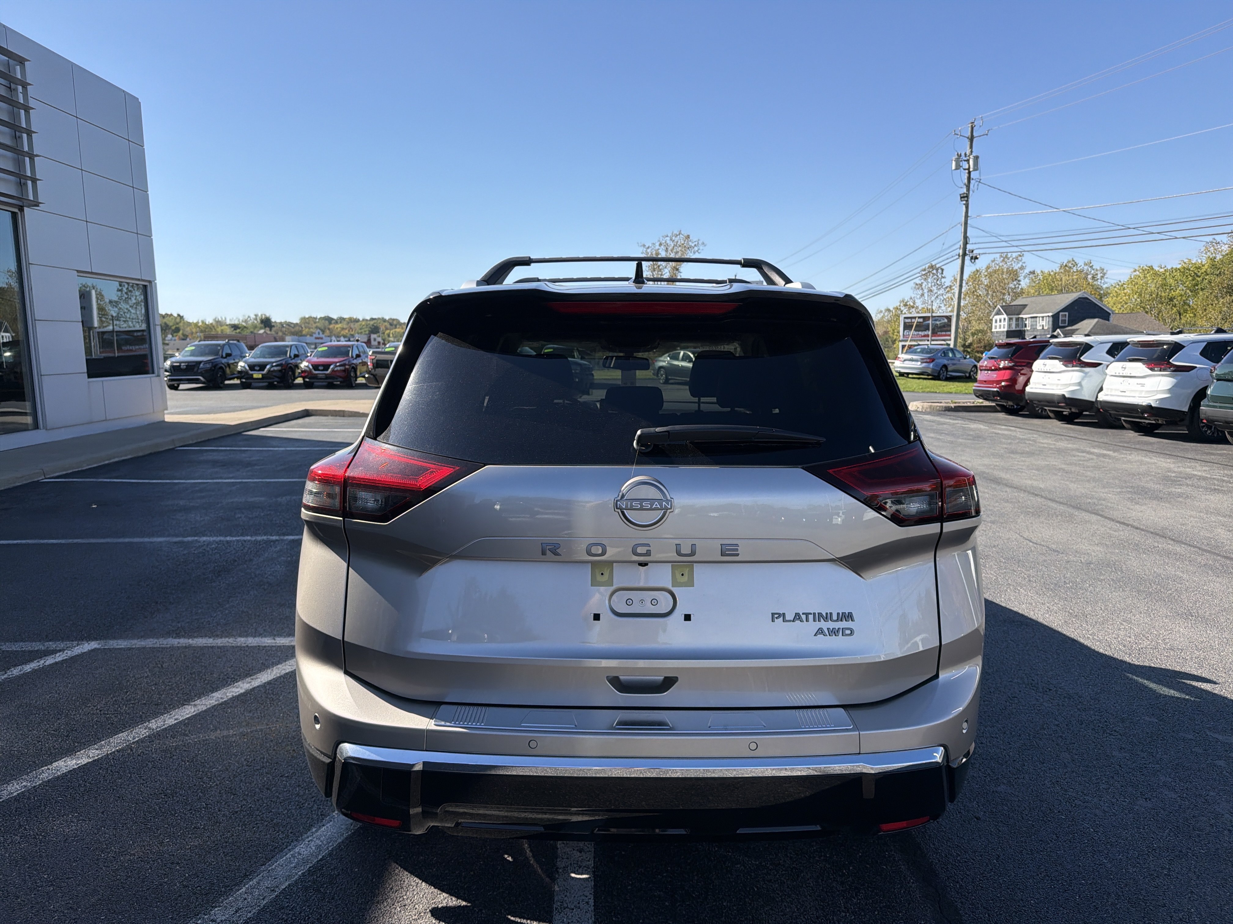 New 2026 Nissan Rogue Platinum AWD/4WD image 4