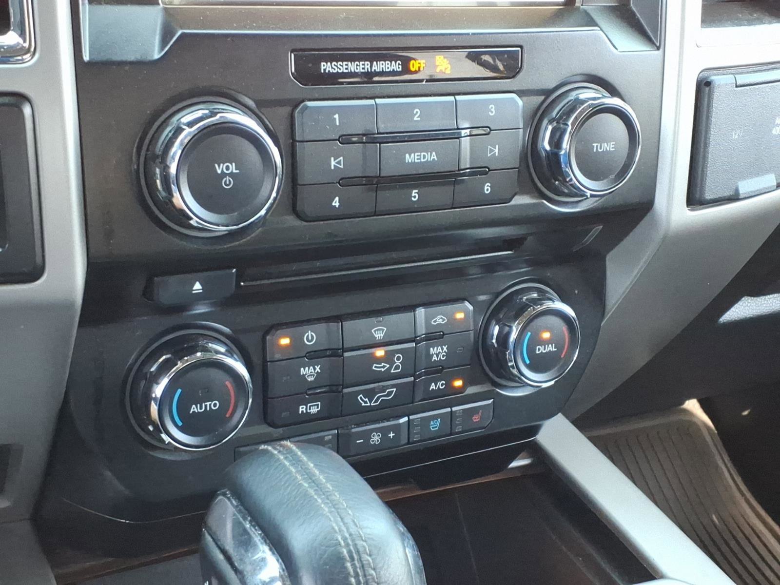 Used 2016 Ford F150 Lariat w/ Equipment Group 501A Mid image 11