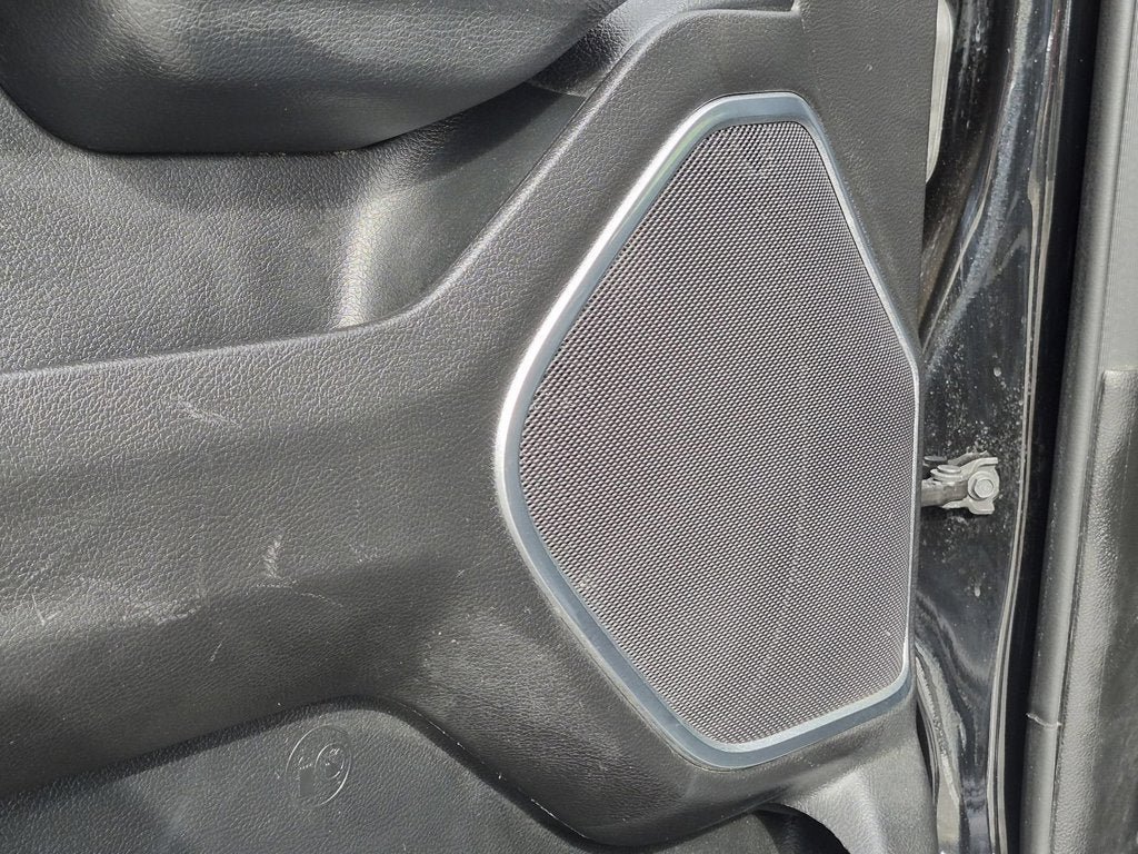 Used 2021 RAM 1500 Laramie AWD/4WD image 29