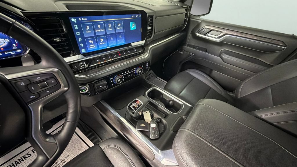 Certified 2024 Chevrolet Silverado 1500 LTZ w/ Technology Package AWD/4WD image 19