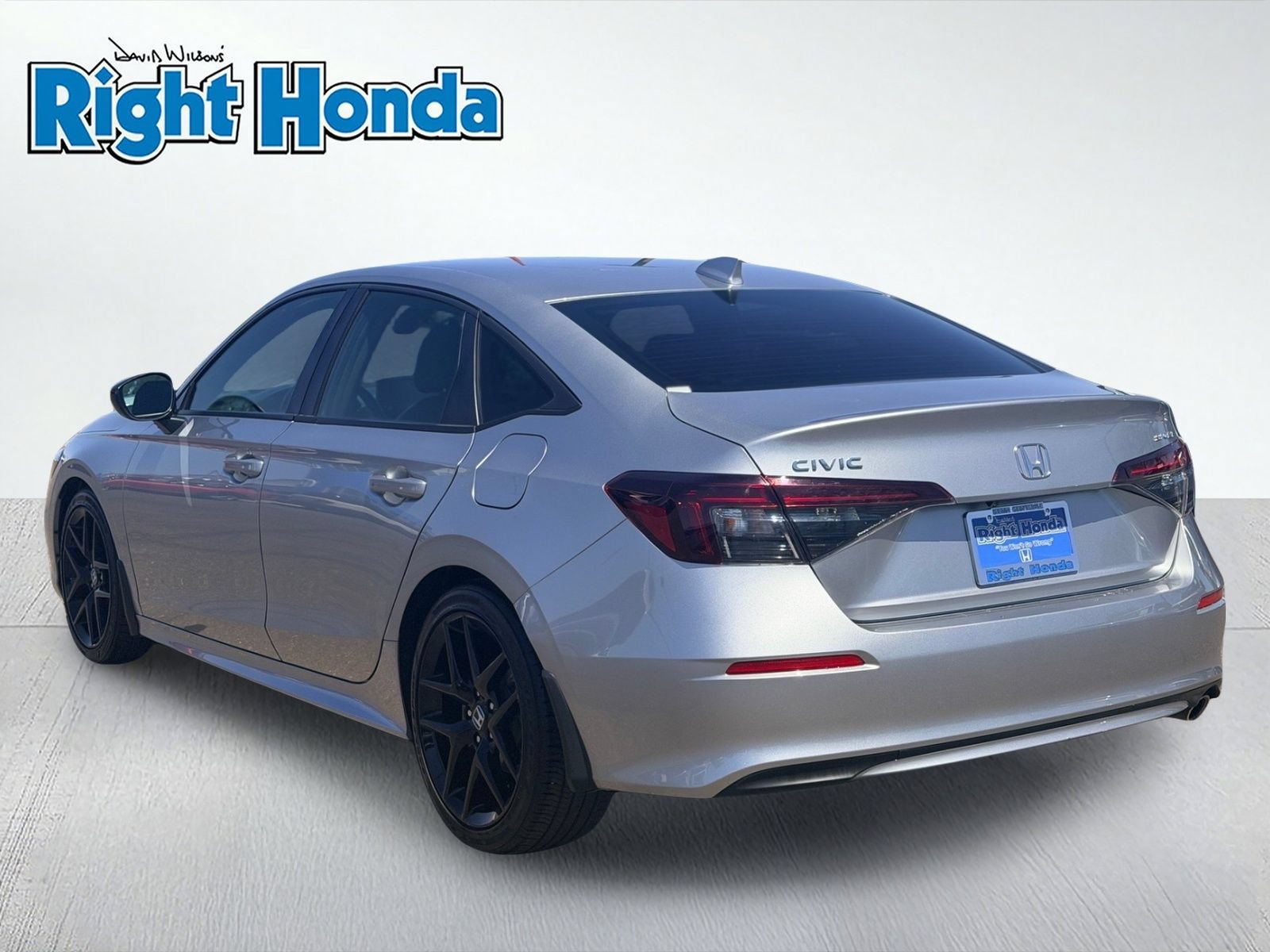 Used 2025 Honda Civic Sport image 4