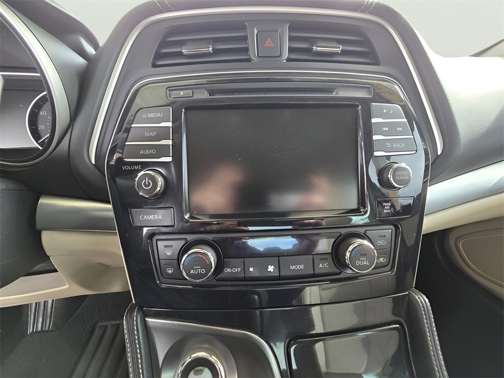 Used 2020 Nissan Maxima 3.5 SV w/ Illumination Package image 16
