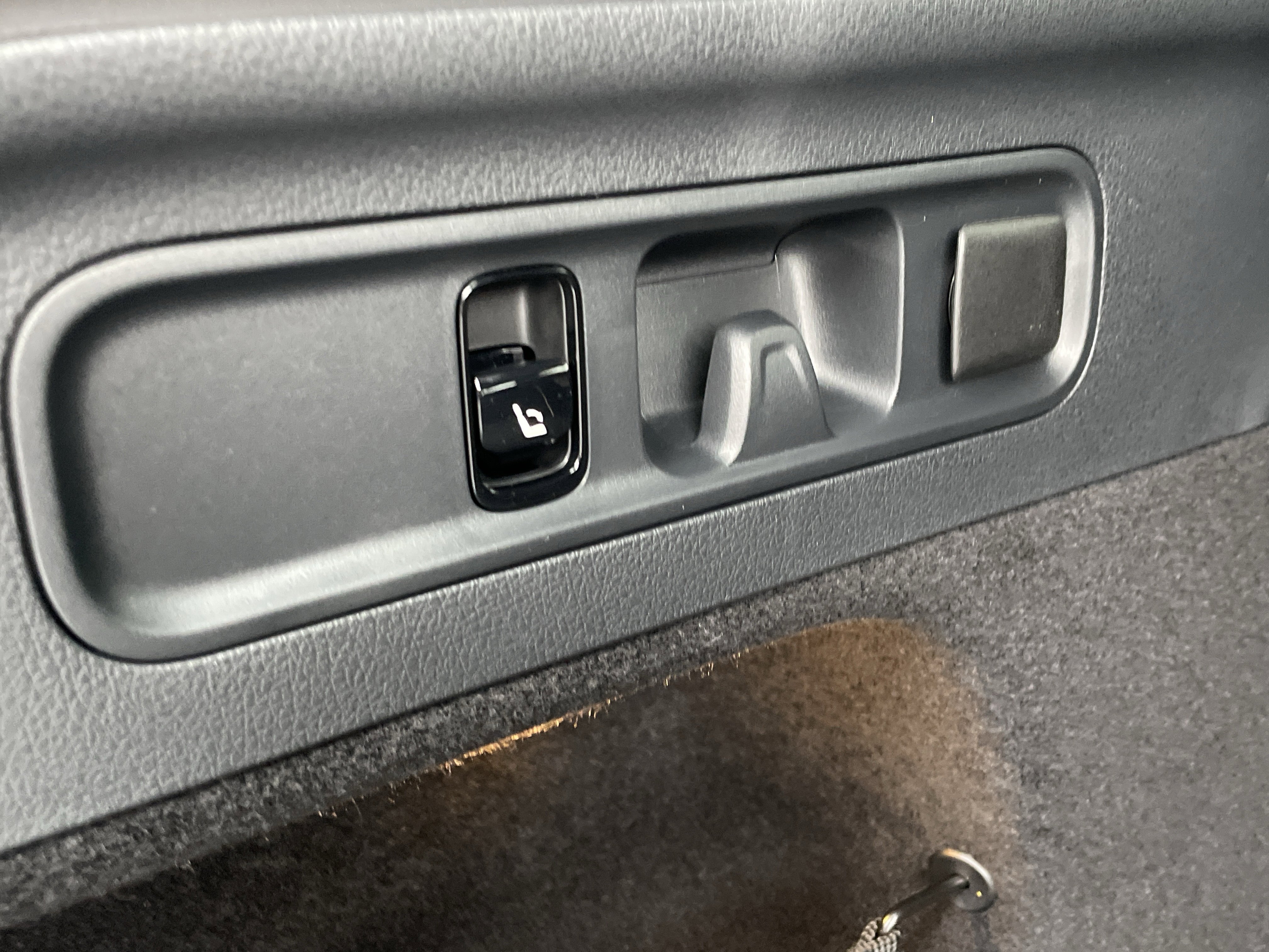 New 2026 Mercedes-Benz GLC 300 4MATIC image 10