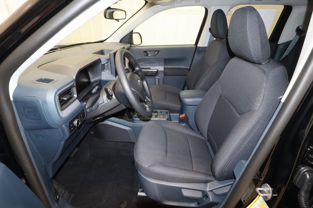 New 2025 Ford Maverick XL image 10