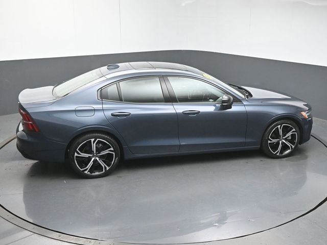 Certified 2025 Volvo S60 B5 Core AWD/4WD image 46