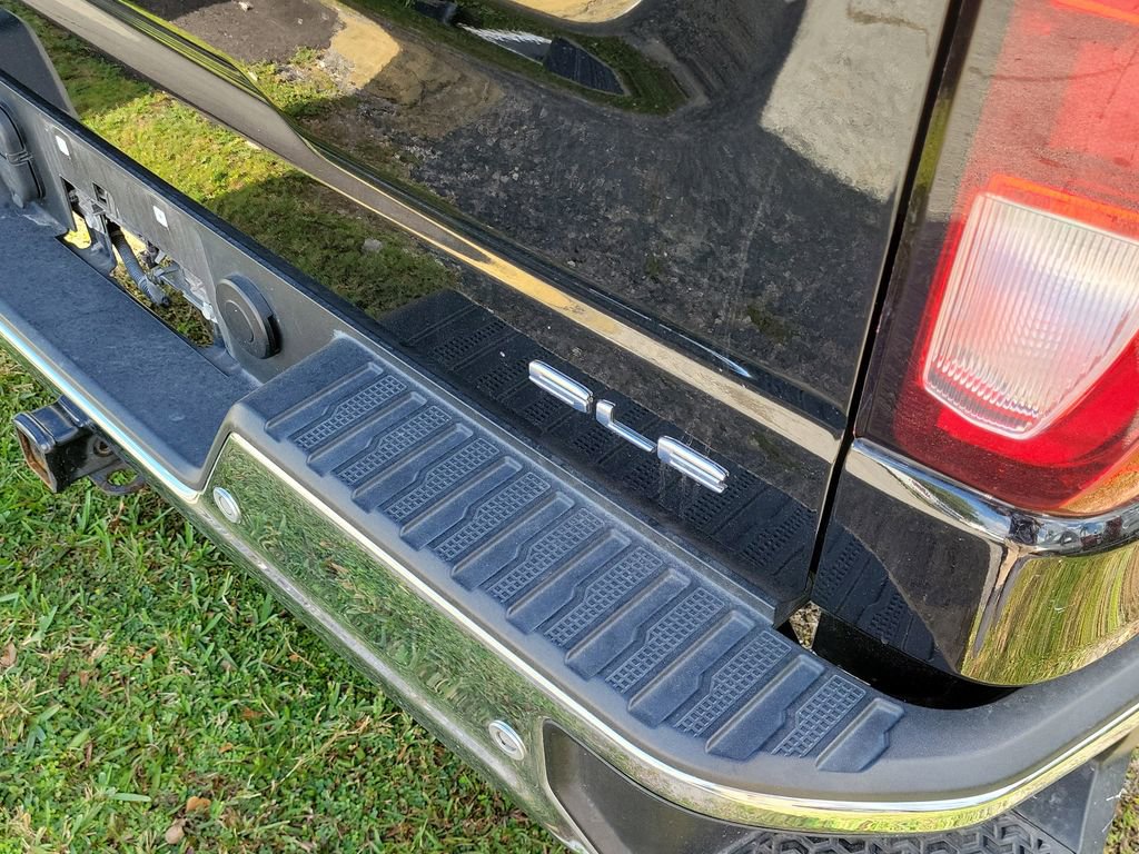 Used 2022 GMC Sierra 1500 SLE w/ Driver Alert Package I image 8