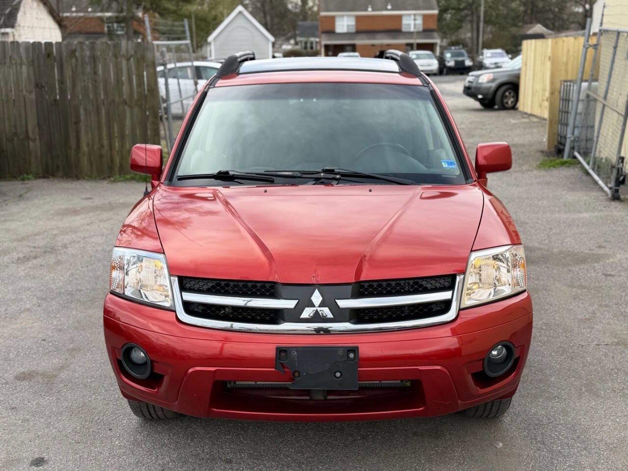 Used 2008 Mitsubishi Endeavor SE image 8