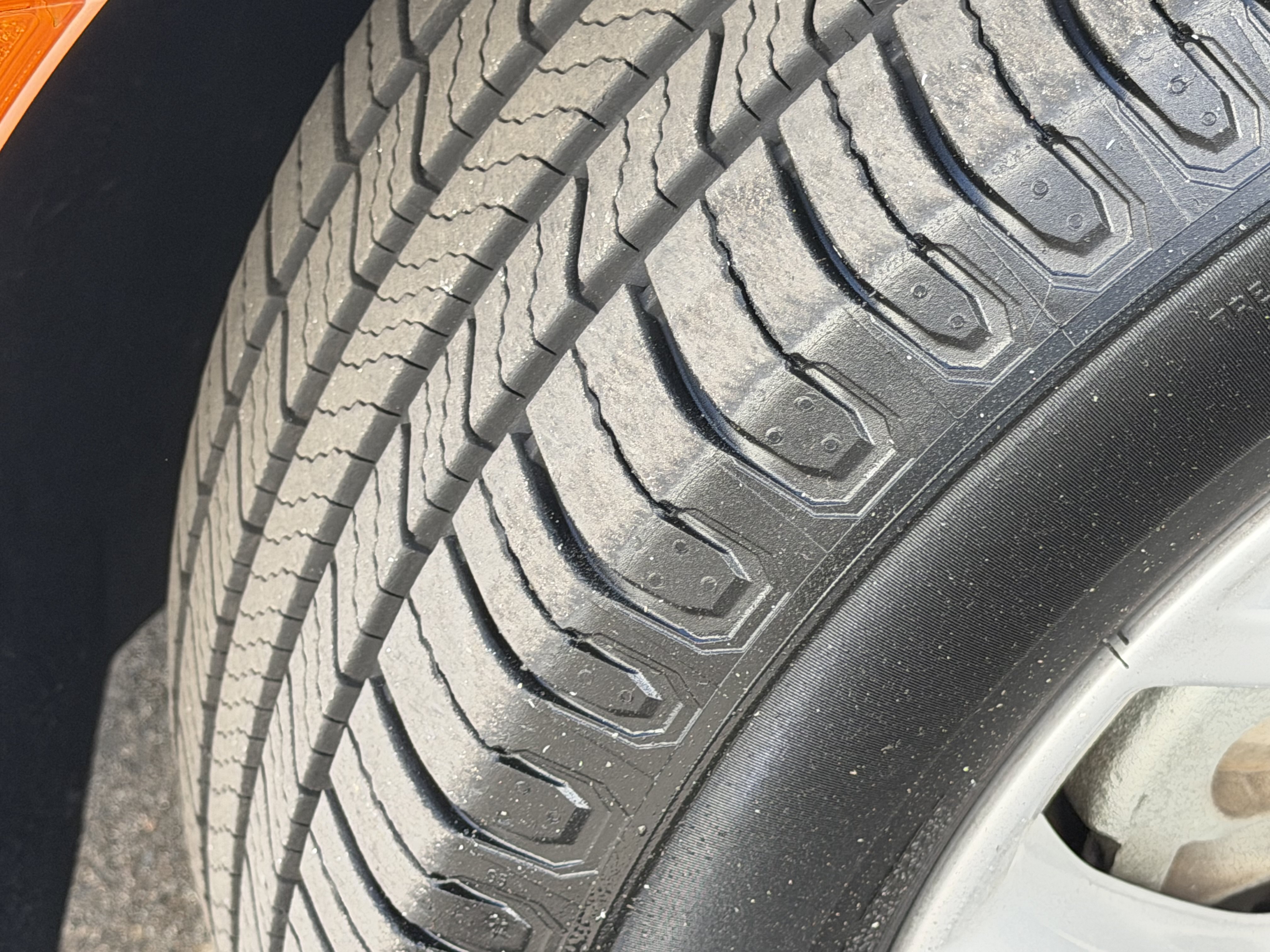 Certified 2017 Chrysler Pacifica Touring-L w/ Tire & Wheel Group FWD image 19