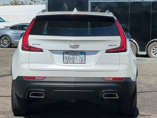 Used 2021 Cadillac XT4 Luxury w/ Cold Weather Package FWD image 7