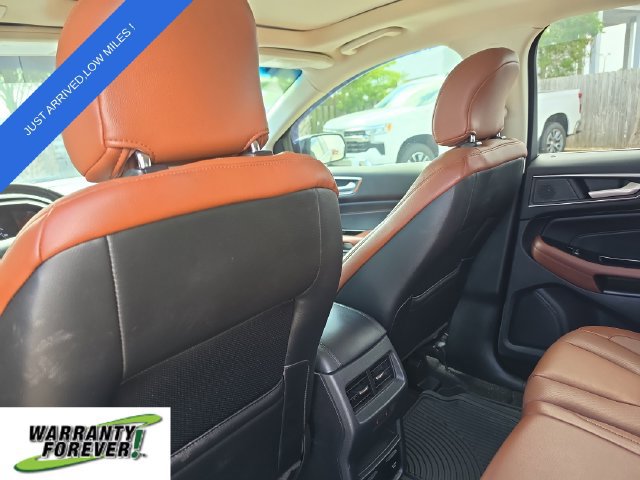 Used 2019 Ford Edge Titanium w/ Equipment Group 301A FWD image 12