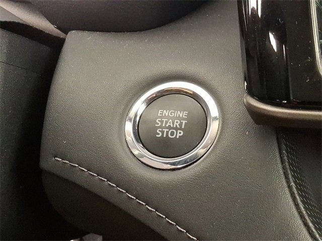 Used 2023 Toyota Highlander L image 27