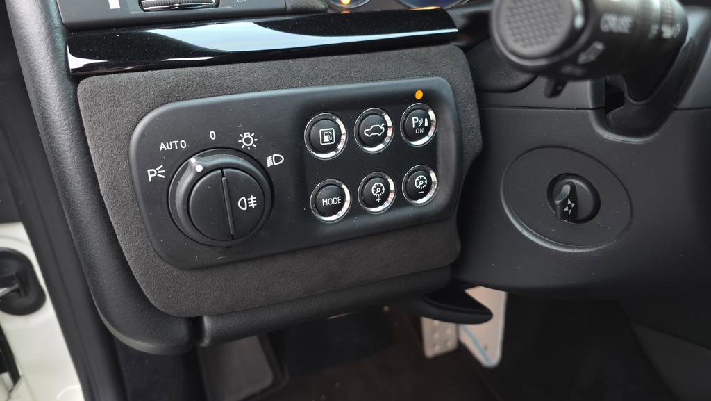 Used 2018 Maserati GranTurismo Sport image 32