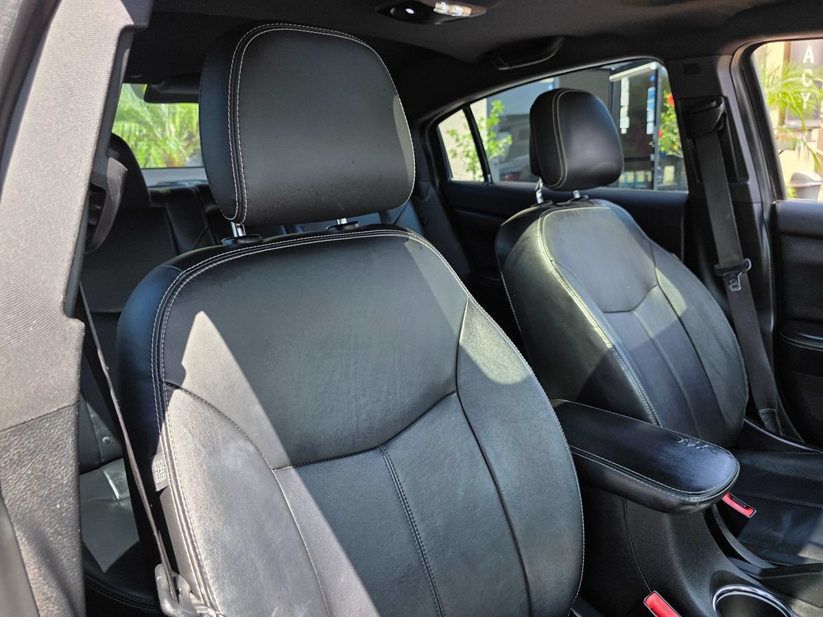 Used 2012 Chrysler 200 Limited FWD image 16