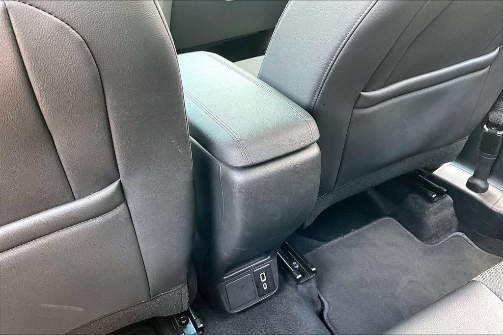 Used 2025 Buick Encore GX Preferred AWD/4WD image 10