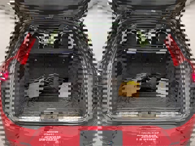 Used 2023 Land Rover Range Rover Sport SE Dynamic image 25