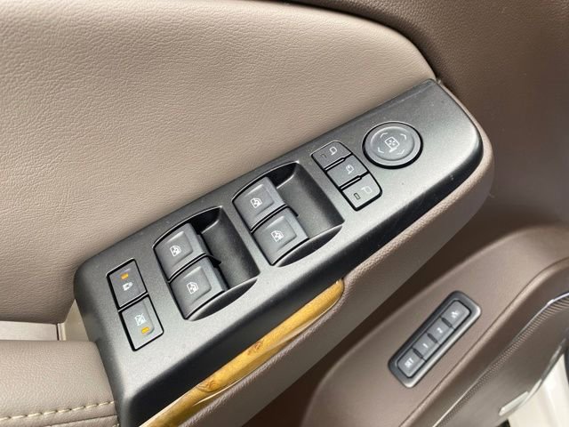 Used 2017 GMC Yukon Denali w/ Open Road Package image 19