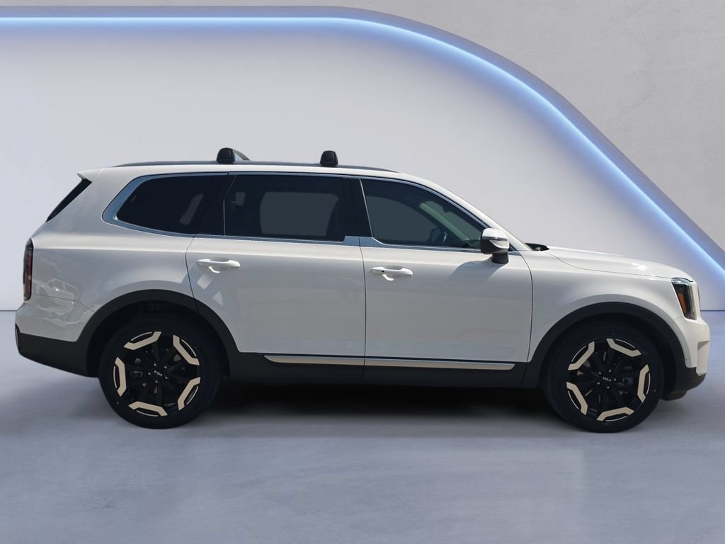 Used 2023 Kia Telluride EX FWD image 7