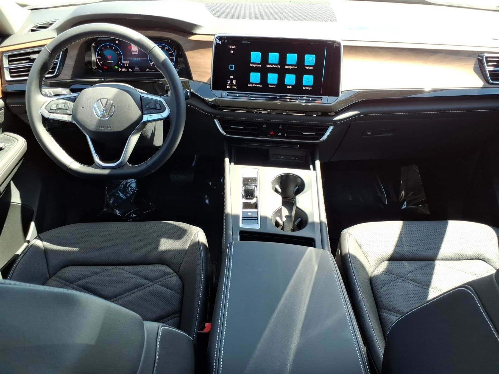 New 2026 Volkswagen Atlas SE image 12