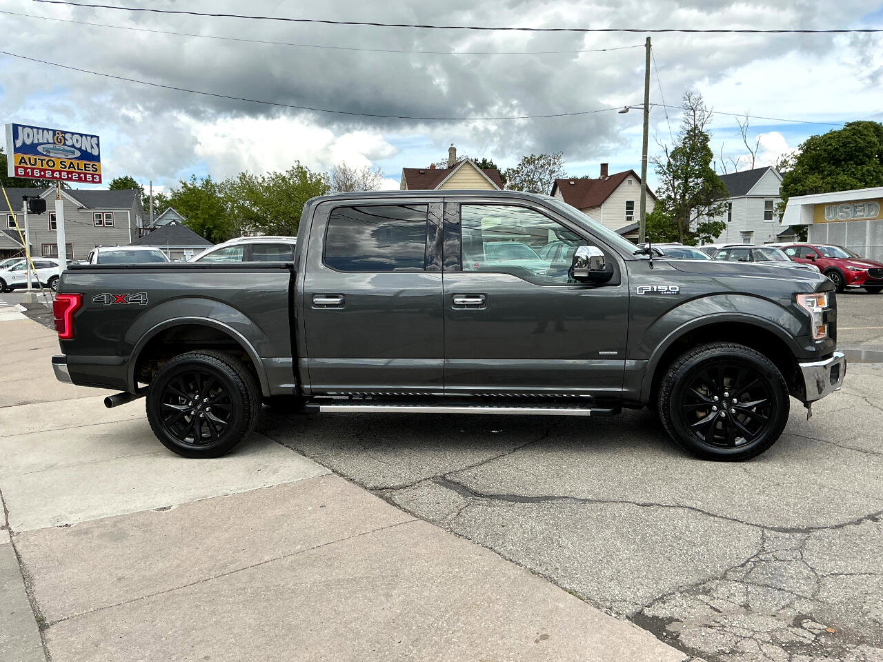 Used 2016 Ford F150 Lariat w/ Equipment Group 502A Luxury image 2