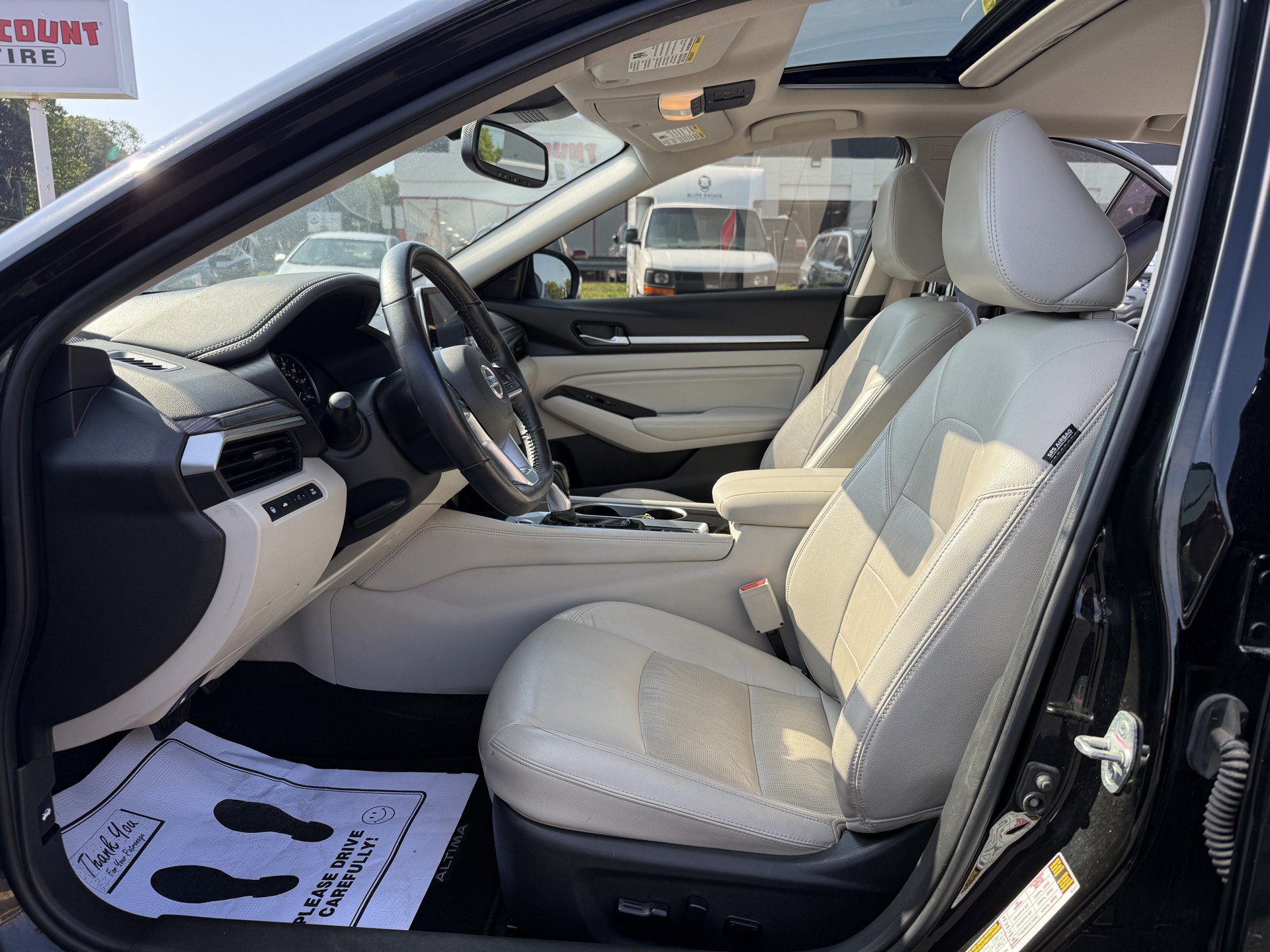 Used 2020 Nissan Altima 2.5 Platinum AWD/4WD image 27