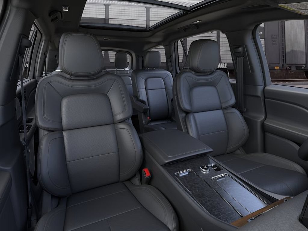 New 2026 Lincoln Aviator Reserve AWD/4WD image 10