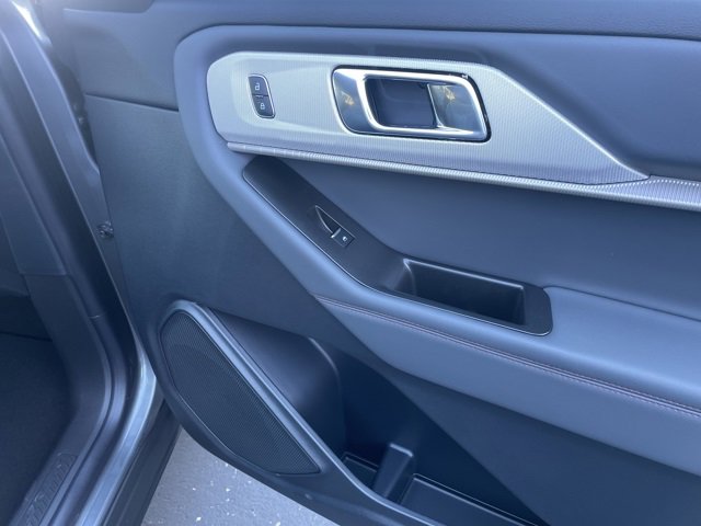 New 2026 Ford Explorer Active image 47