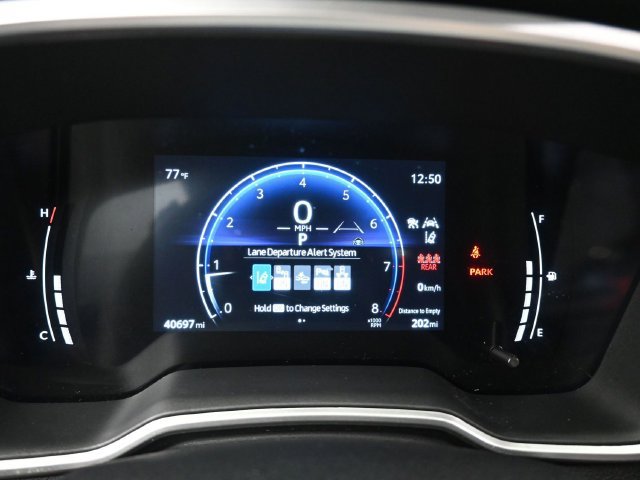 Used 2023 Toyota Corolla Cross XLE w/ Convenience Package FWD image 28