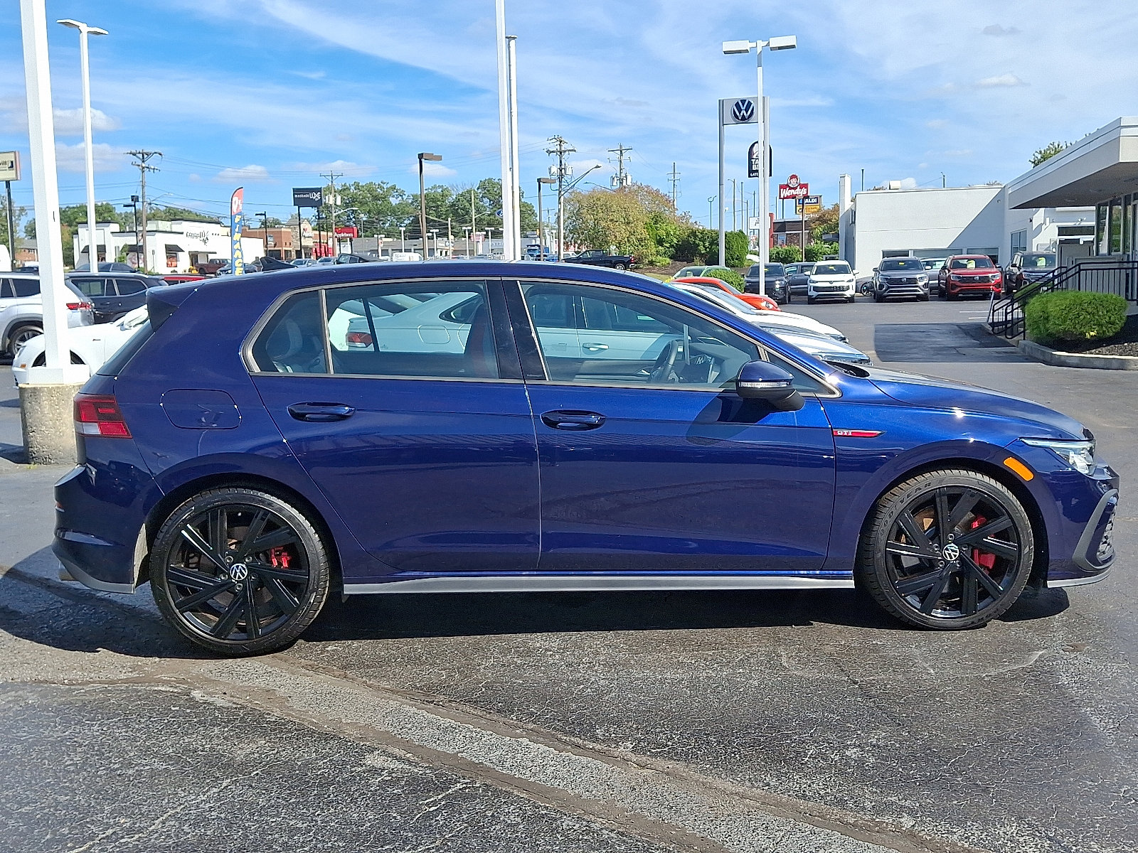 Certified 2023 Volkswagen GTI SE w/ SE Leather Package image 7