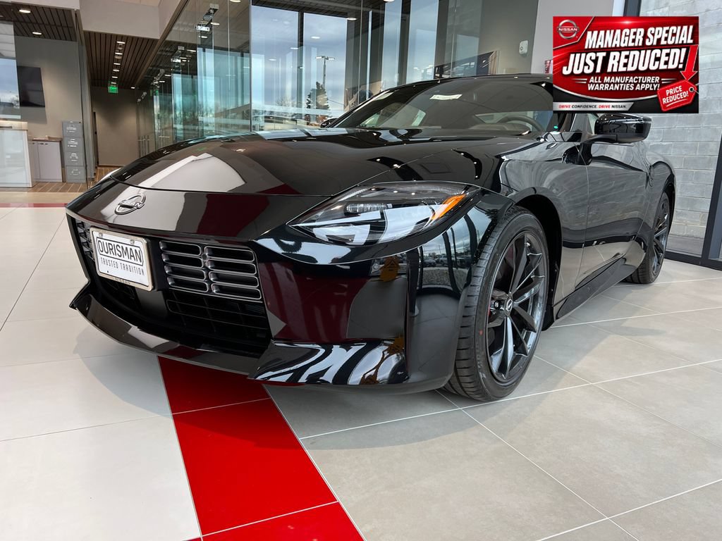 New 2025 Nissan Z Performance w/ Floor Mat Package RWD image 2