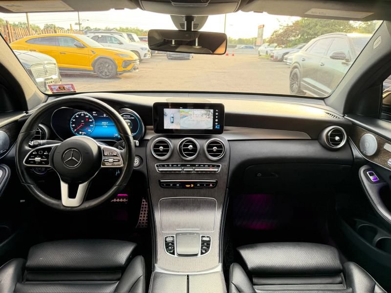 Used 2020 Mercedes-Benz GLC 300 4MATIC Coupe image 19