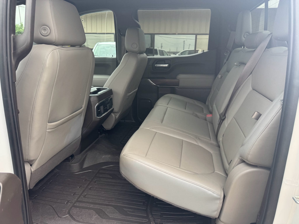 Used 2020 GMC Sierra 1500 SLT w/ SLT Premium Package AWD/4WD image 18