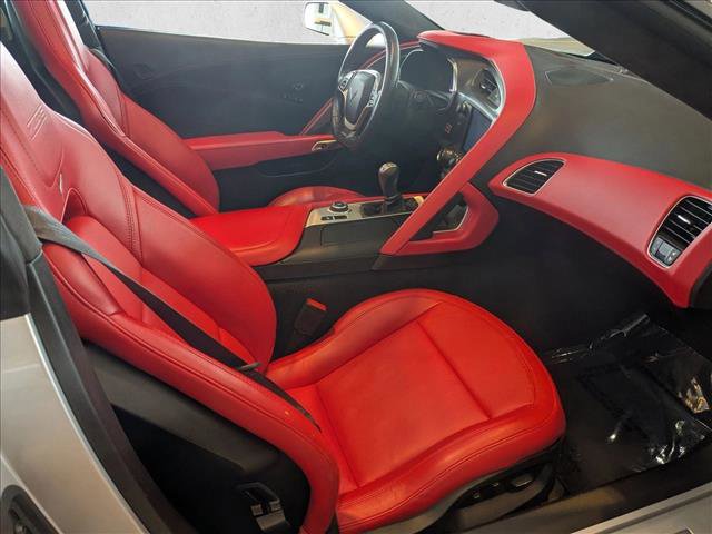 Used 2016 Chevrolet Corvette Z06 w/ 3LZ Preferred Equipment Group RWD image 18