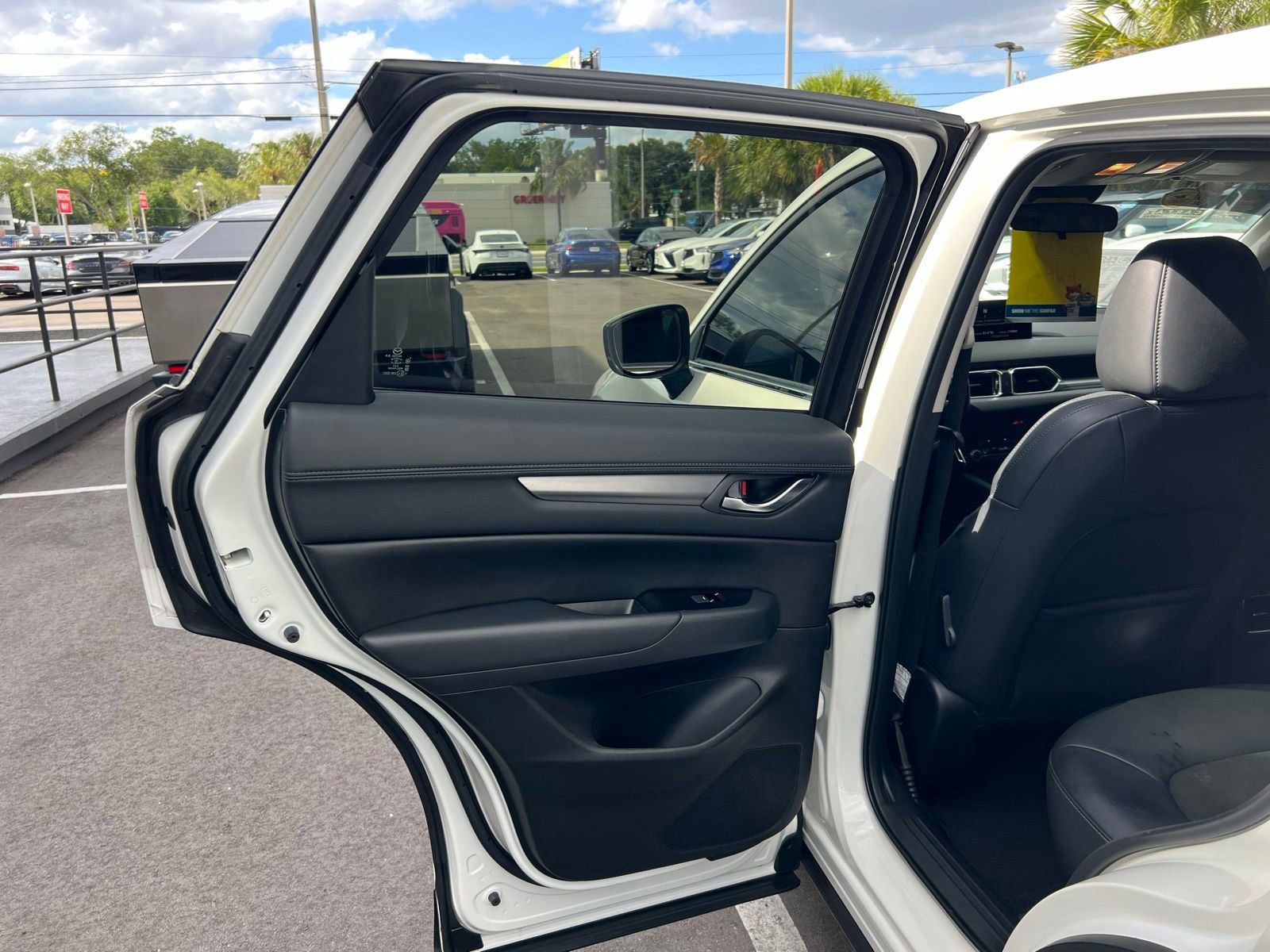 Used 2021 MAZDA CX-5 Touring FWD image 41