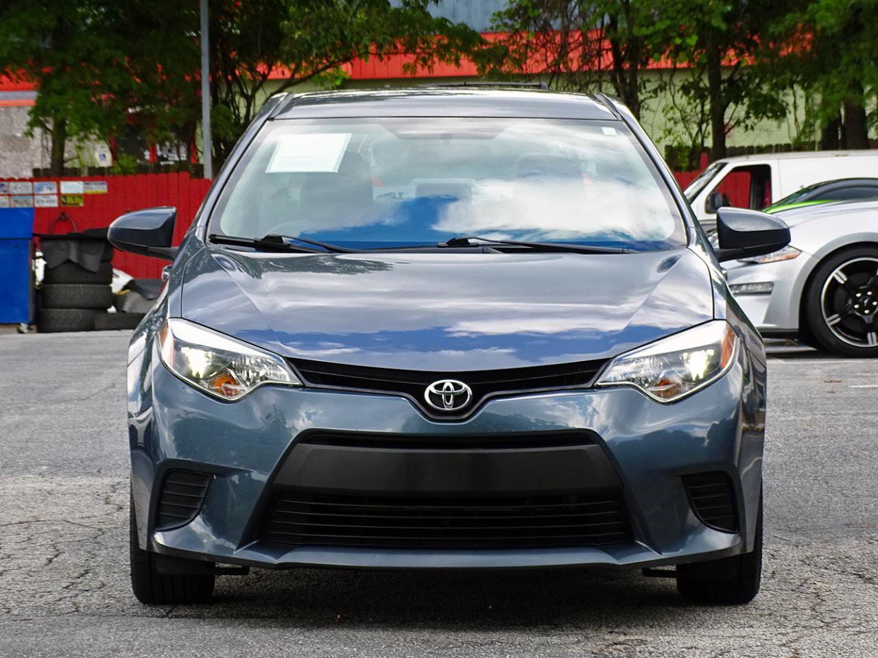 Used 2014 Toyota Corolla LE FWD image 9