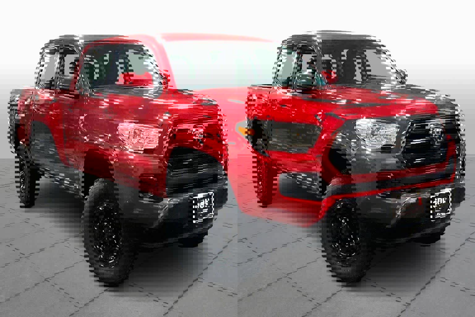 Used 2018 Toyota Tacoma SR w/ SR Convenience Package image 3