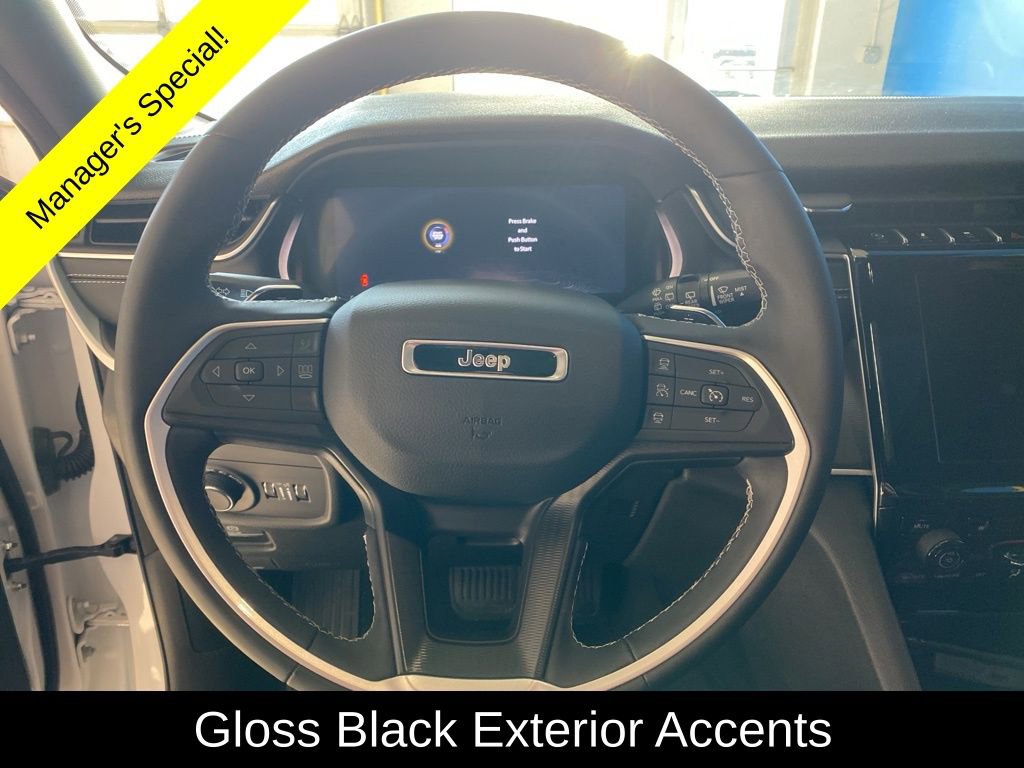 Used 2024 Jeep Grand Cherokee Altitude image 6