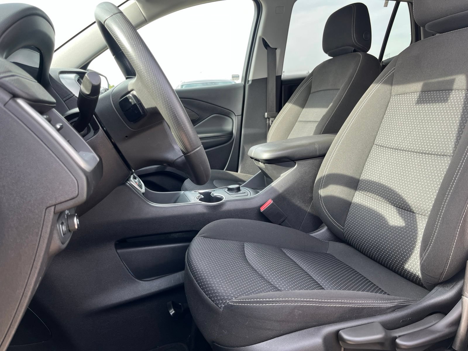 Used 2024 GMC Terrain SLE FWD image 8