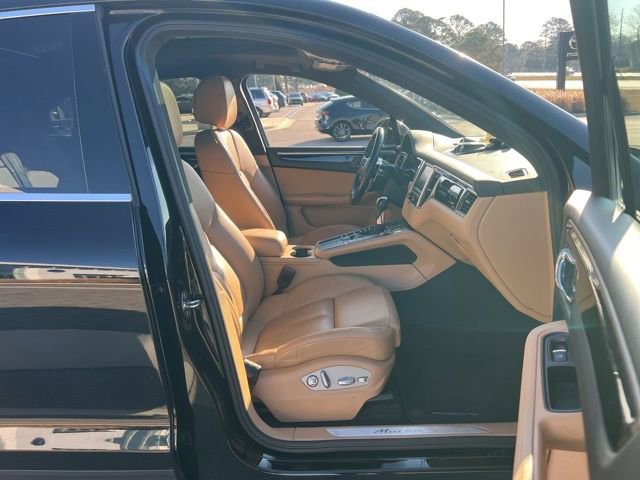 Used 2016 Porsche Macan S image 35