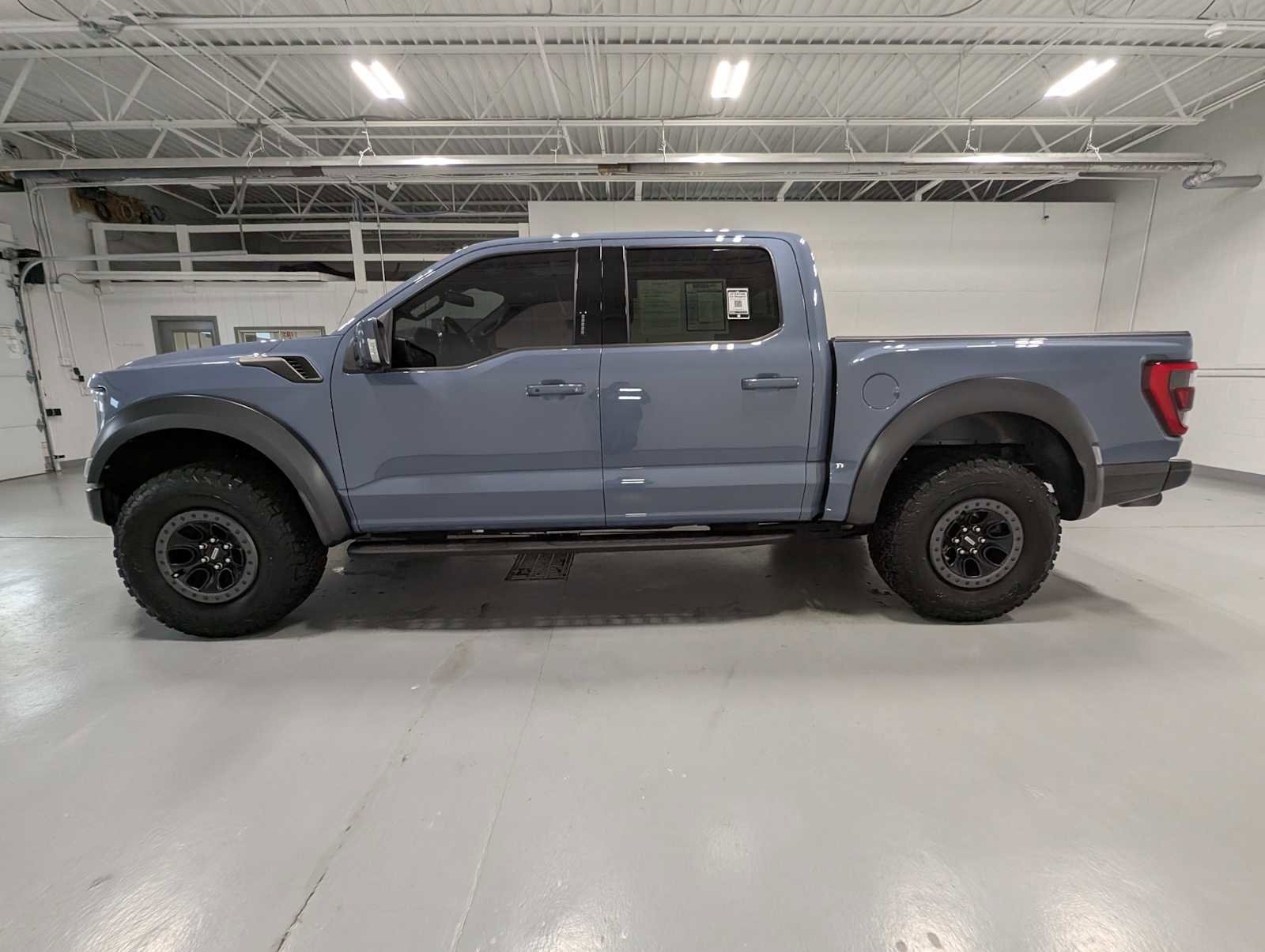 Used 2023 Ford F150 Raptor w/ Raptor Carbon Fiber Package AWD/4WD image 11