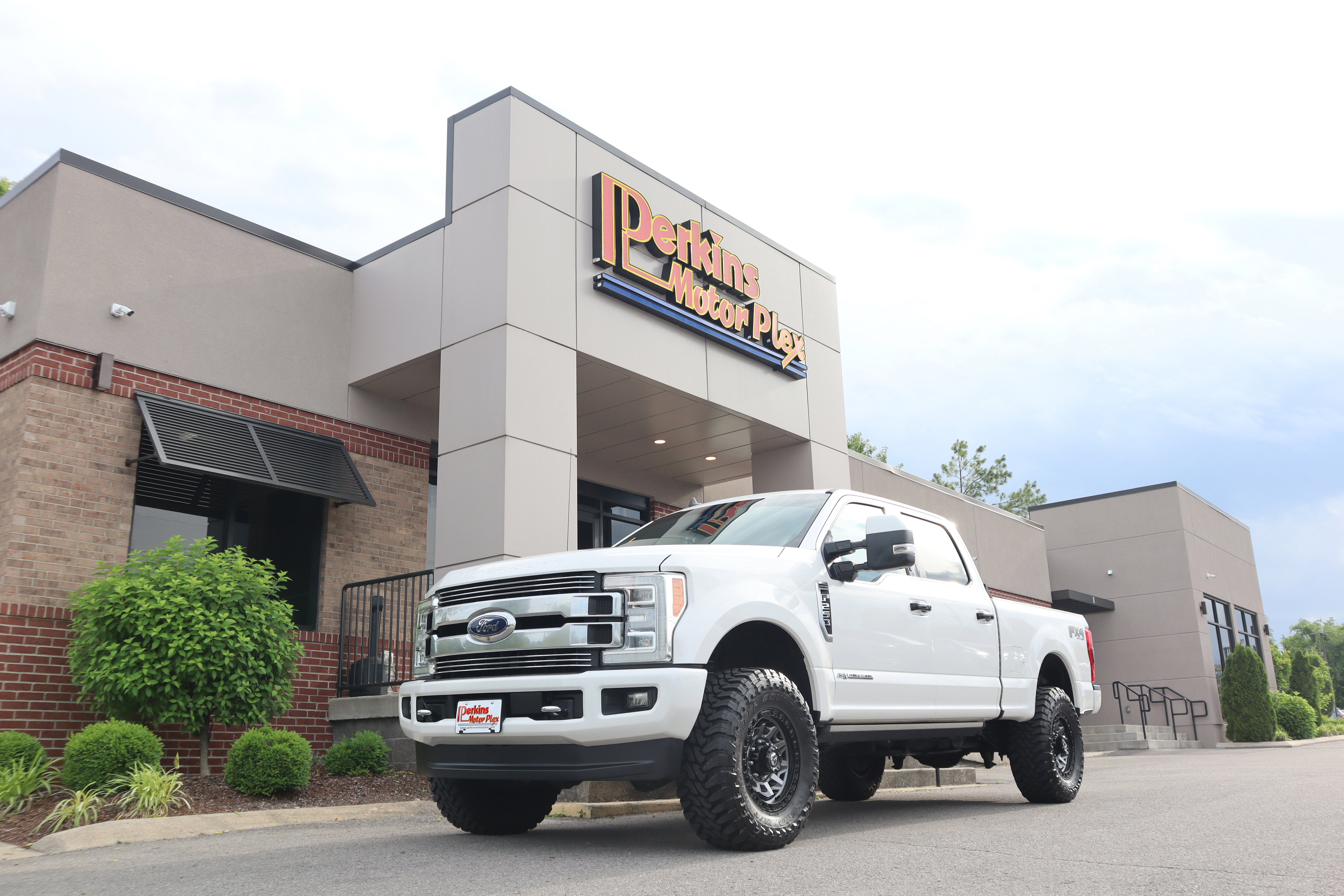Used 2019 Ford F250 Limited w/ FX4 Off-Road Package AWD/4WD image 41
