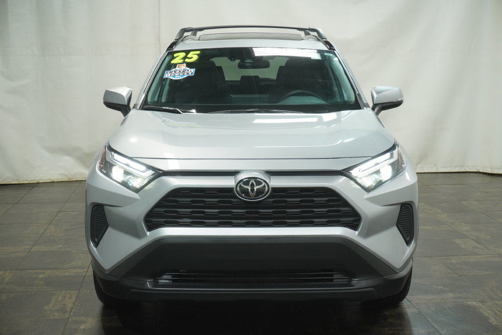Used 2025 Toyota RAV4 XLE w/ Convenience Package AWD/4WD image 9