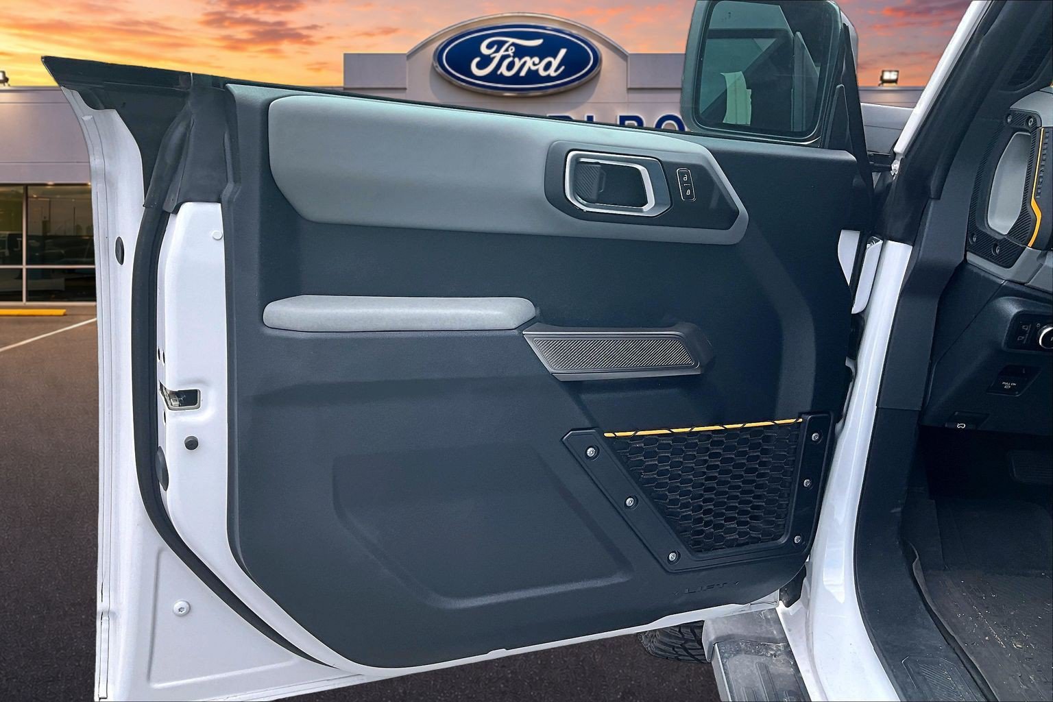 Used 2023 Ford Bronco Badlands AWD/4WD image 23