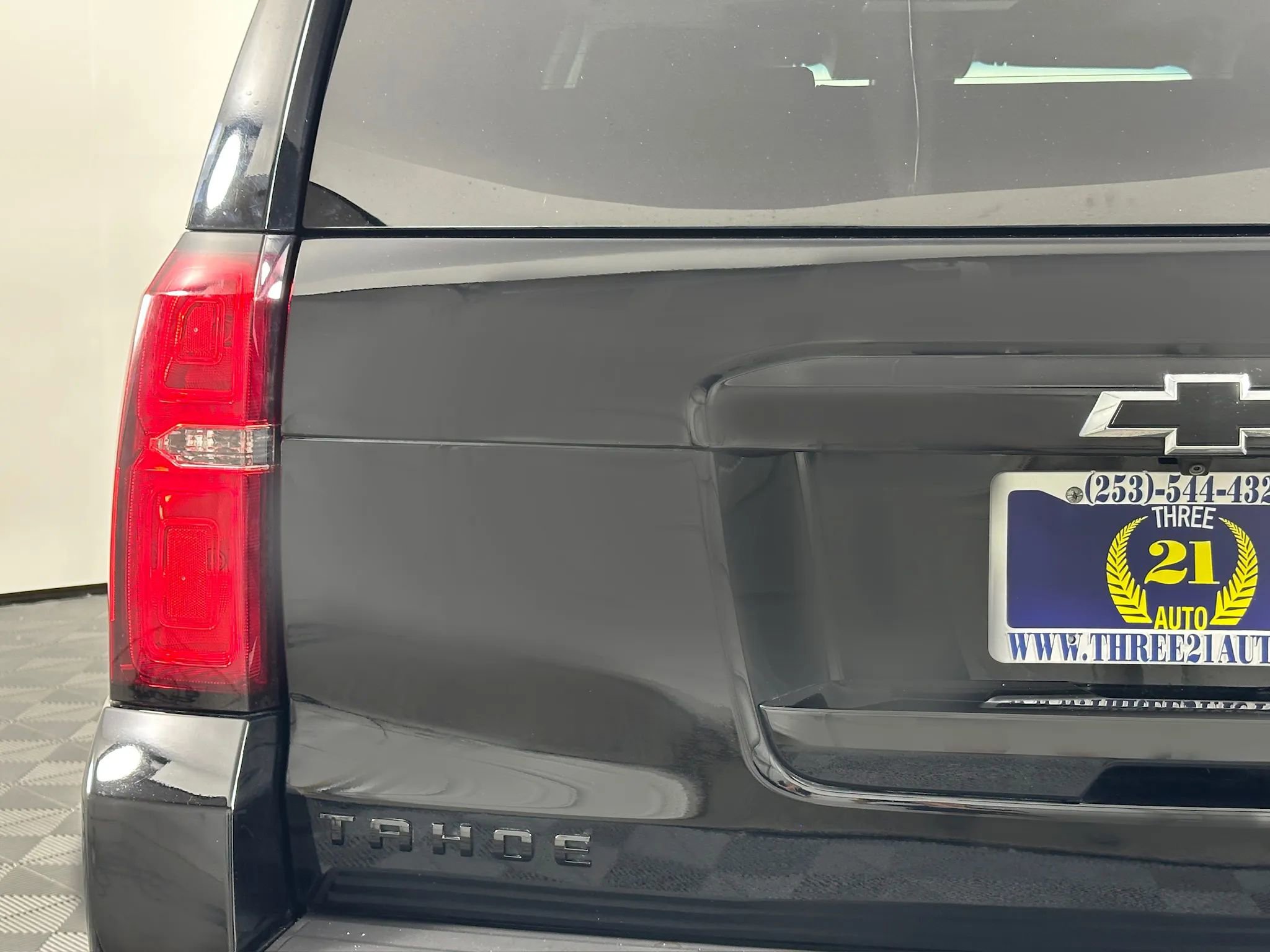 Used 2019 Chevrolet Tahoe Premier AWD/4WD image 10
