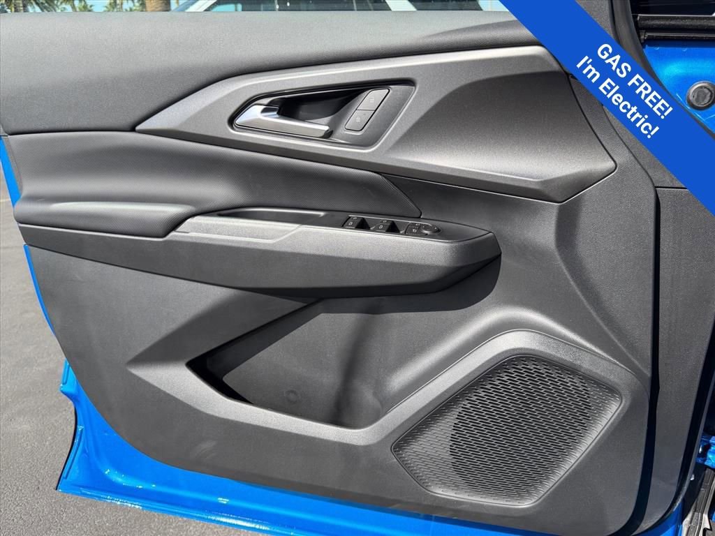 New 2026 Chevrolet Equinox EV LT w/ Comfort Package image 9