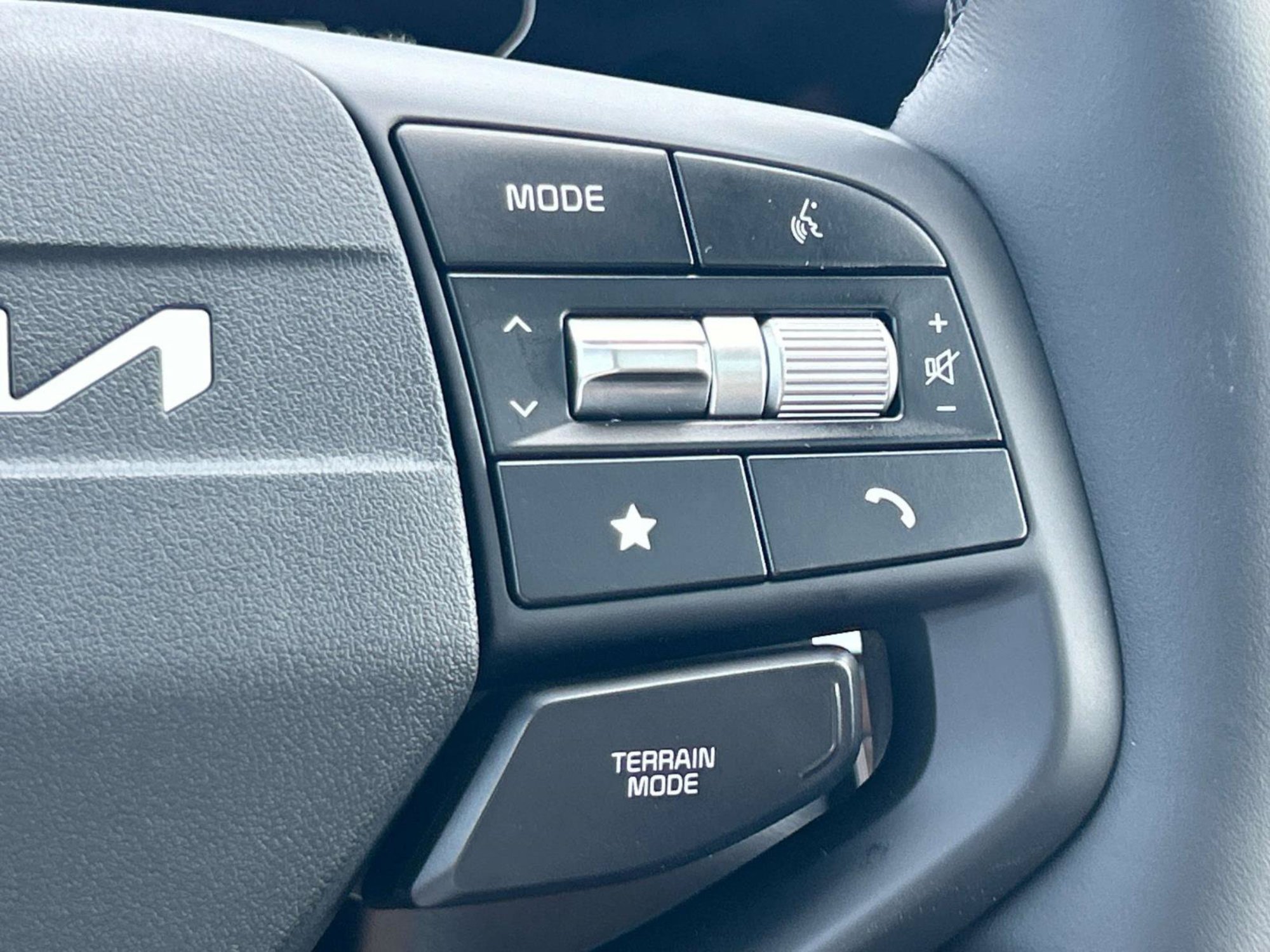 New 2026 Kia Sportage SX AWD/4WD image 26