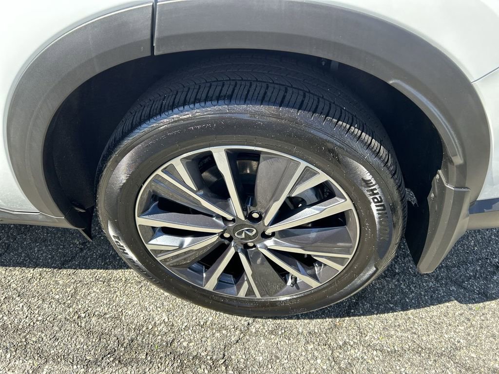 Certified 2026 INFINITI QX60 Luxe w/ Cargo Package AWD/4WD image 11